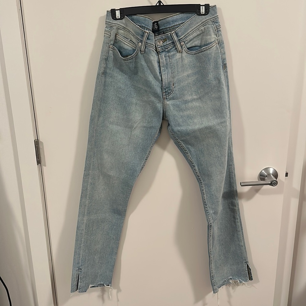 BDG Straight fit shredded jeans